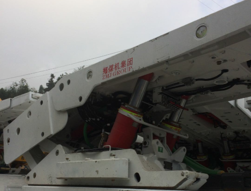 郑煤机ZY3400/11/25型液压支架