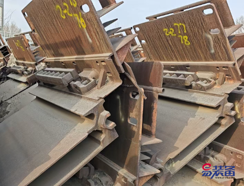 SGZ1000/3*700刮板机出售